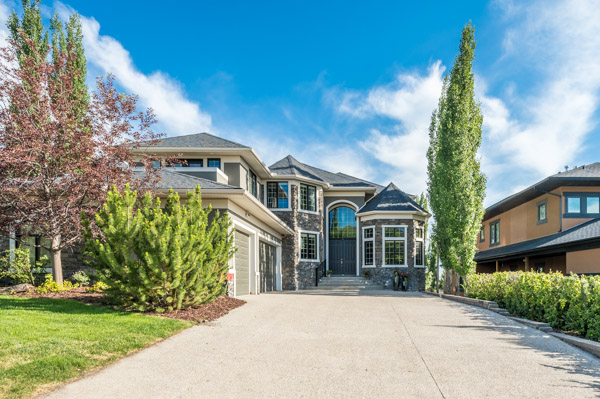 Exterior view of 128 Spring Valley Way SW